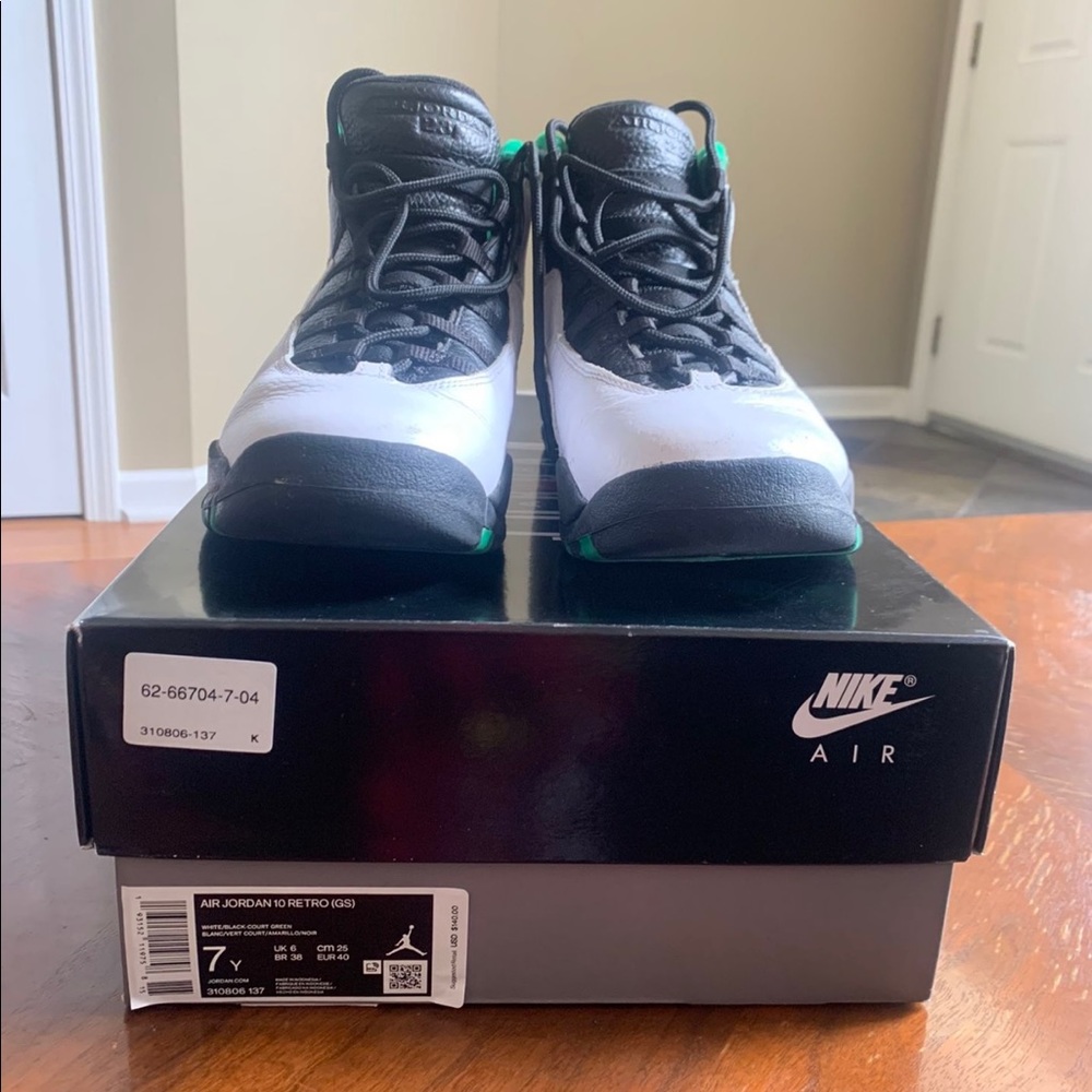 Retro Air Jordan 10’s size 7Y